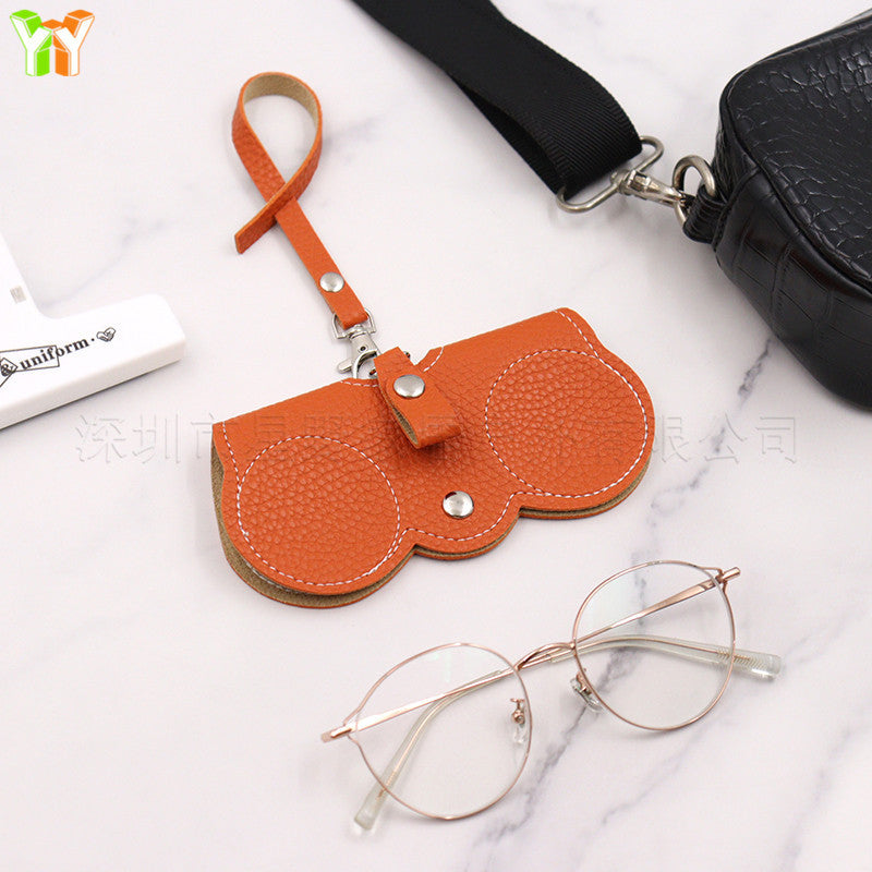 Wholesale PU Eyes Organizer Keychain